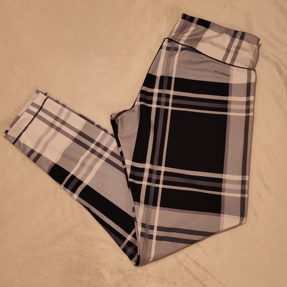 NWOT! Reebok Athletic Leggings Sz Medium